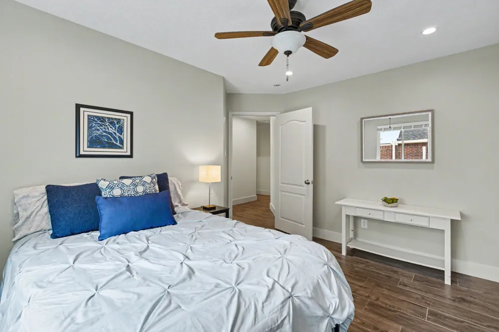 1909 Holly Hill Drive Leander, TX 78641