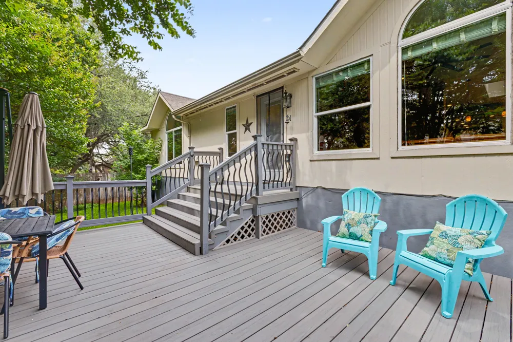 1909 Holly Hill Drive Leander, TX 78641