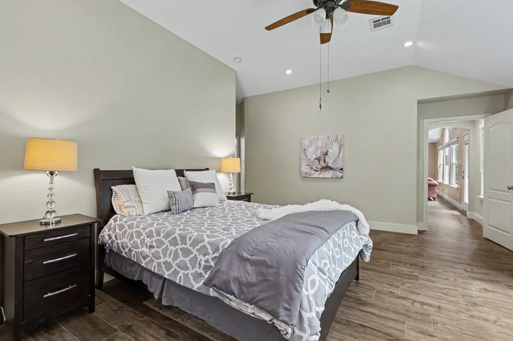 1909 Holly Hill Drive Leander, TX 78641