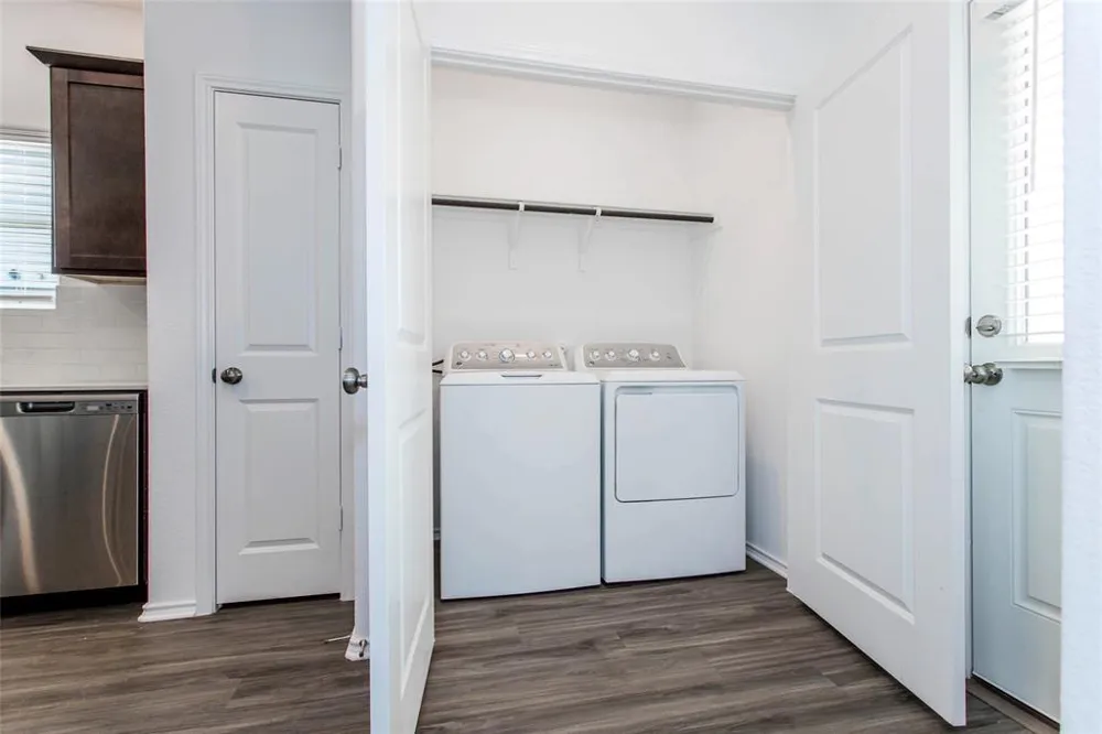 7305 Spotted Leaf Way Del Valle, TX 78617
