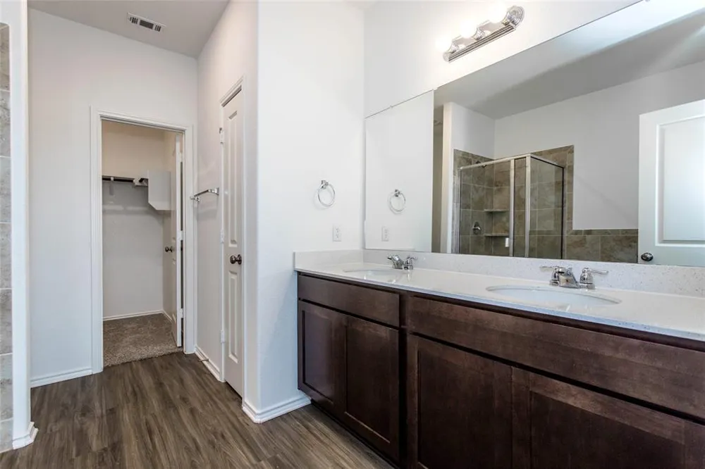 7305 Spotted Leaf Way Del Valle, TX 78617