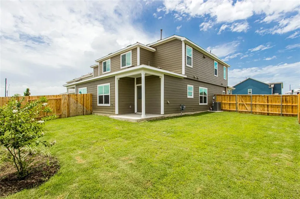 7305 Spotted Leaf Way Del Valle, TX 78617