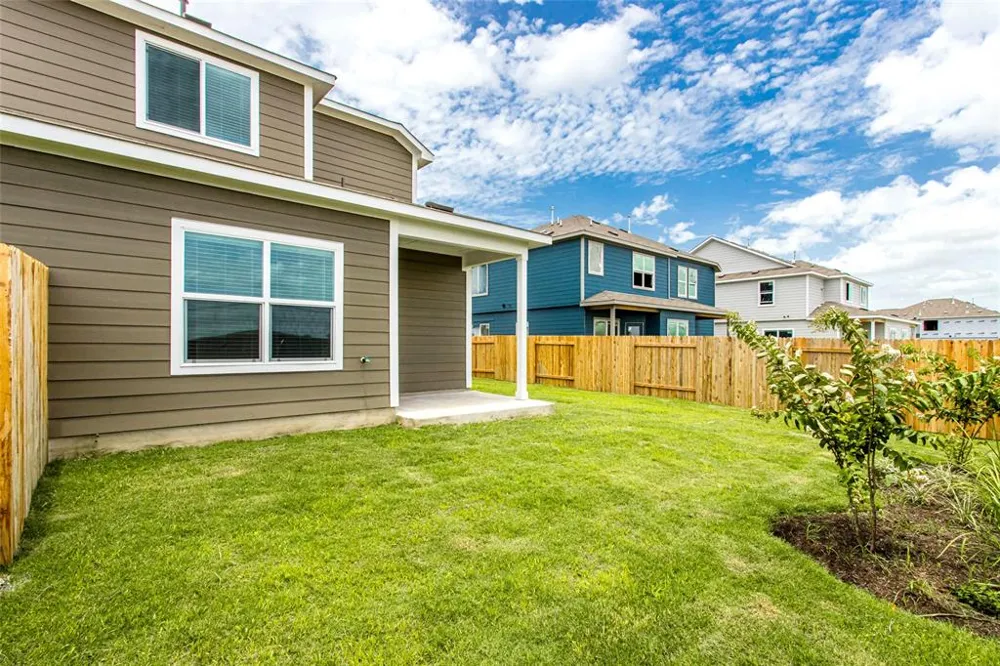 7305 Spotted Leaf Way Del Valle, TX 78617