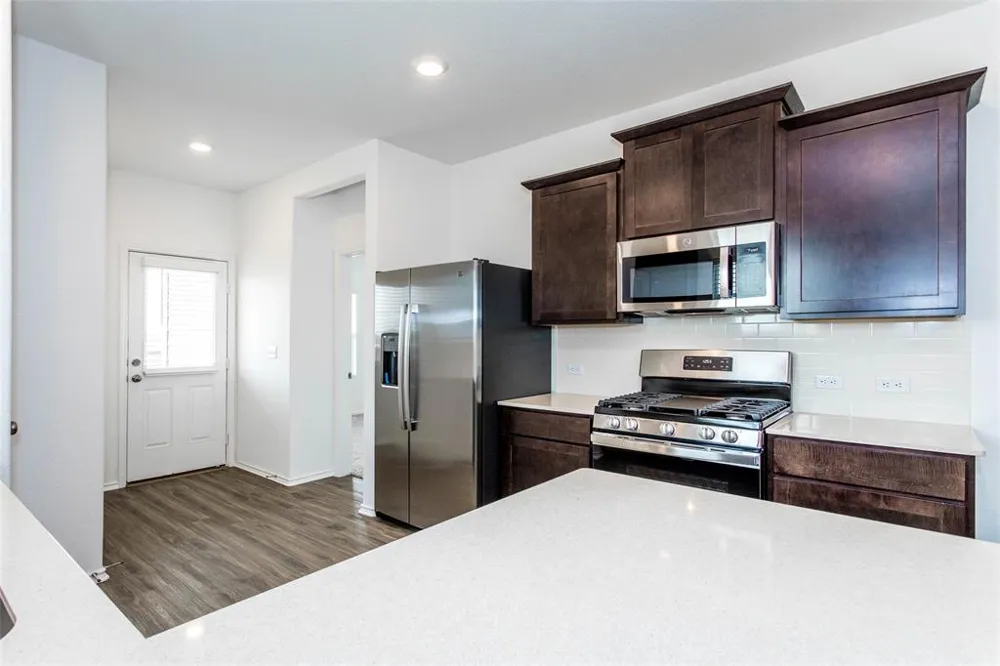 7305 Spotted Leaf Way Del Valle, TX 78617