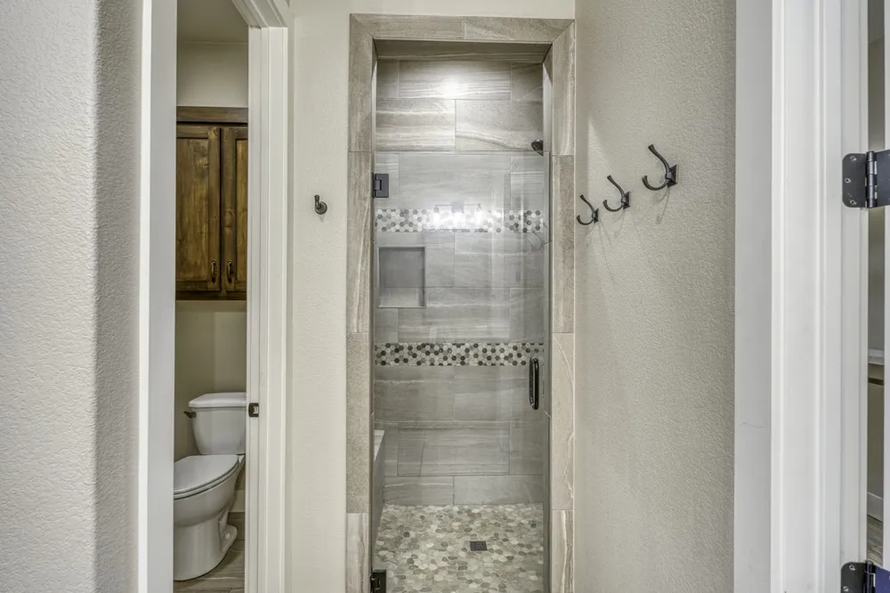 804 Four Oaks Lane Marble Falls, TX 78654
