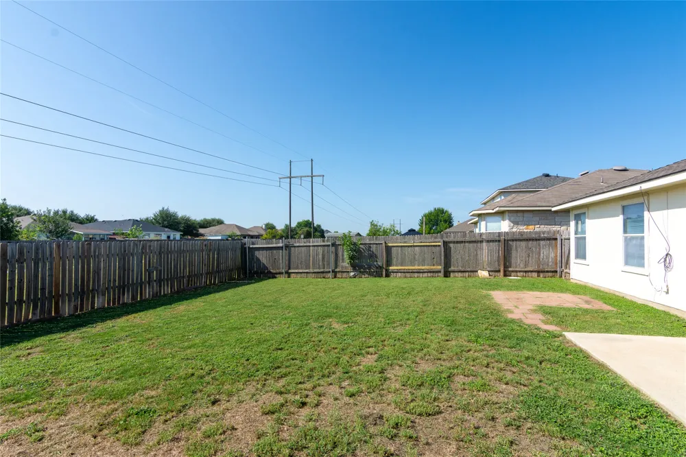 245 Shale Drive Jarrell, TX 76537