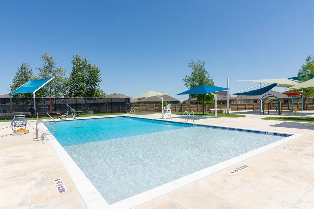 245 Shale Drive Jarrell, TX 76537