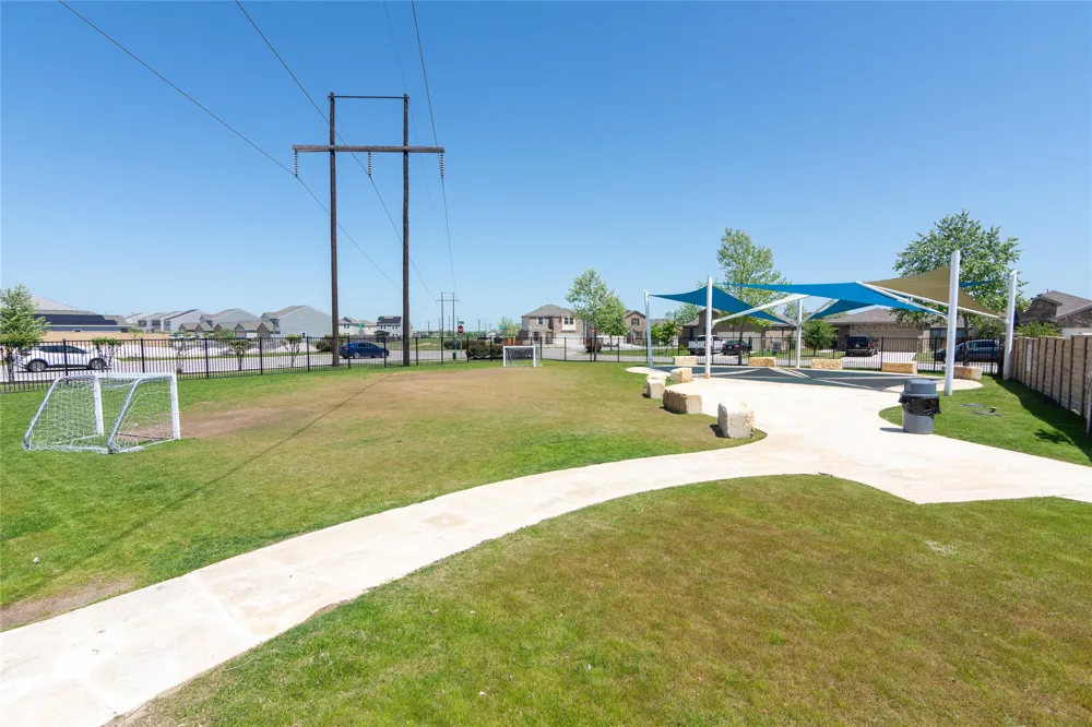 245 Shale Drive Jarrell, TX 76537