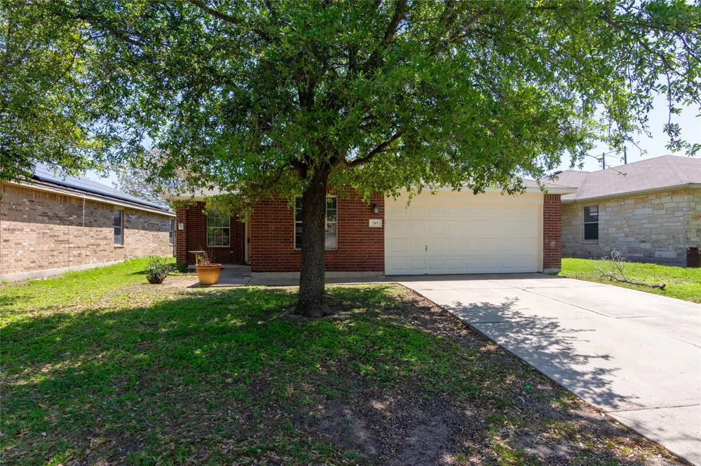 245 Shale Drive Jarrell, TX 76537