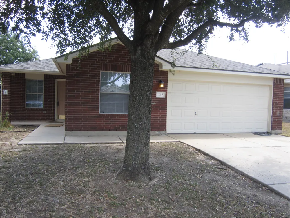 245 Shale Drive Jarrell, TX 76537