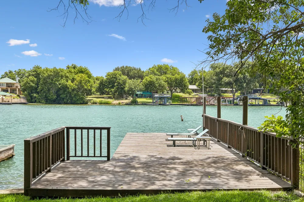 2632 Williams Lakeshore Drive Kingsland, TX 78639
