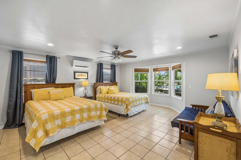2632 Williams Lakeshore Drive Kingsland, TX 78639