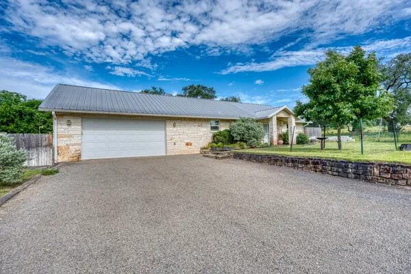 215 E McGee Trail Kingsland, TX 78639