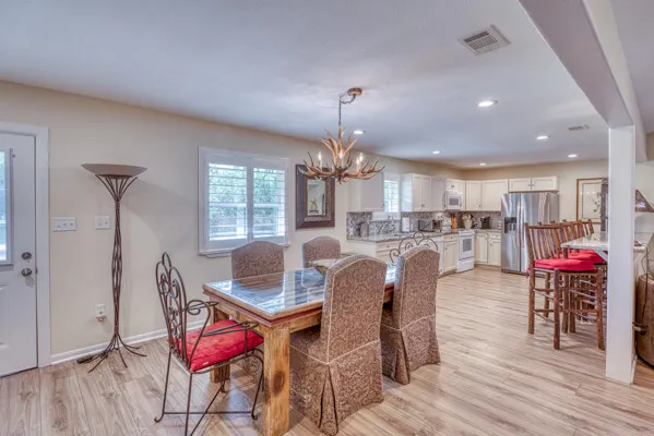 215 E McGee Trail Kingsland, TX 78639