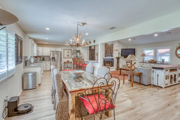 215 E McGee Trail Kingsland, TX 78639