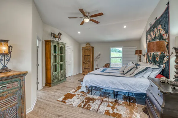 215 E McGee Trail Kingsland, TX 78639