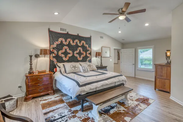 215 E McGee Trail Kingsland, TX 78639