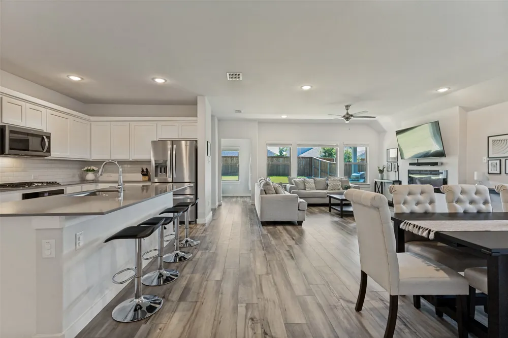 1216 Nuevo Rancho Lane Haslet, TX 76052