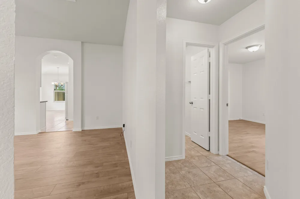 109 Midas Lane Jarrell, TX 76537