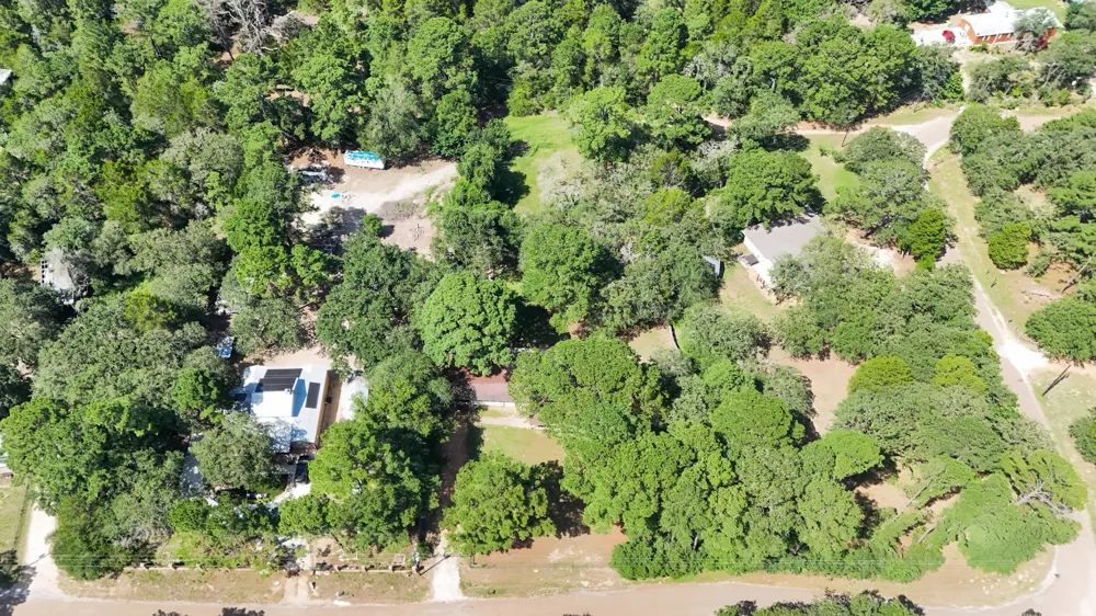 111 Old Piney Trail Paige, TX 78659