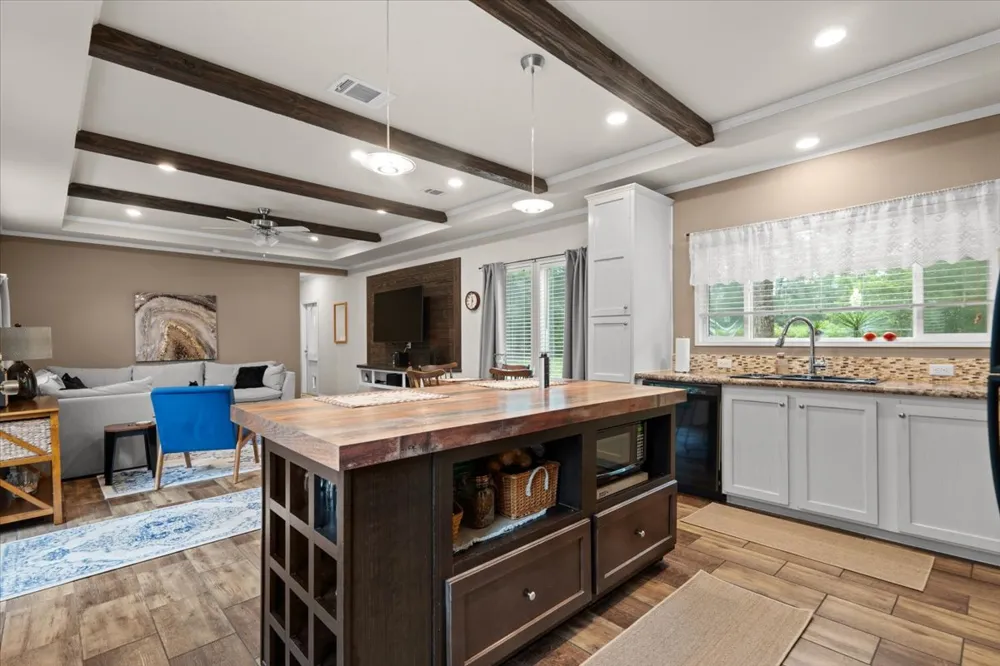 217 Pine Hill Loop Bastrop, TX 78602