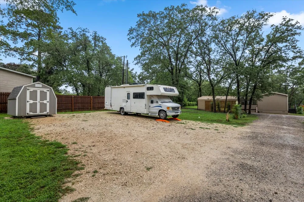 217 Pine Hill Loop Bastrop, TX 78602