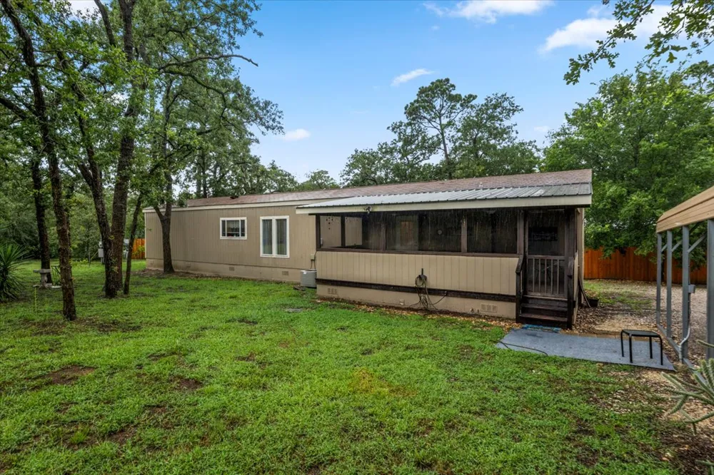 217 Pine Hill Loop Bastrop, TX 78602
