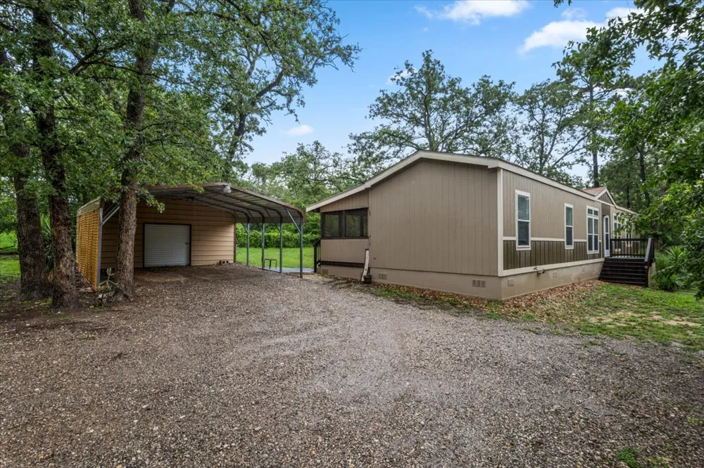 217 Pine Hill Loop Bastrop, TX 78602