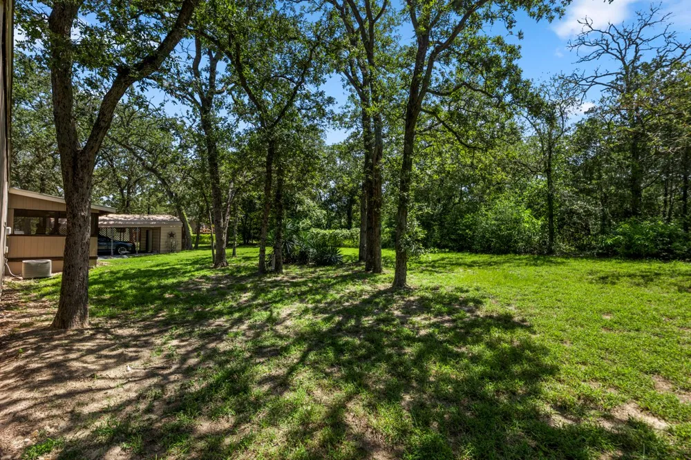 217 Pine Hill Loop Bastrop, TX 78602