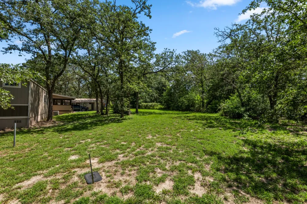 217 Pine Hill Loop Bastrop, TX 78602
