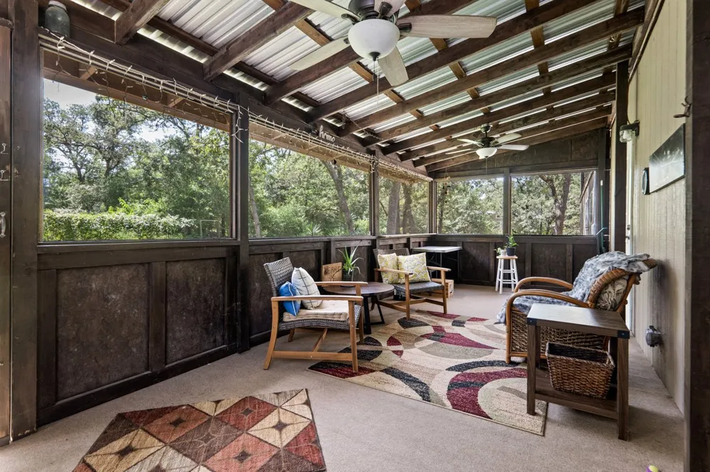 217 Pine Hill Loop Bastrop, TX 78602