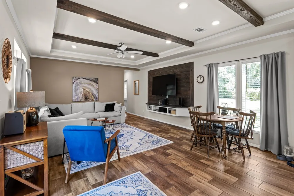 217 Pine Hill Loop Bastrop, TX 78602