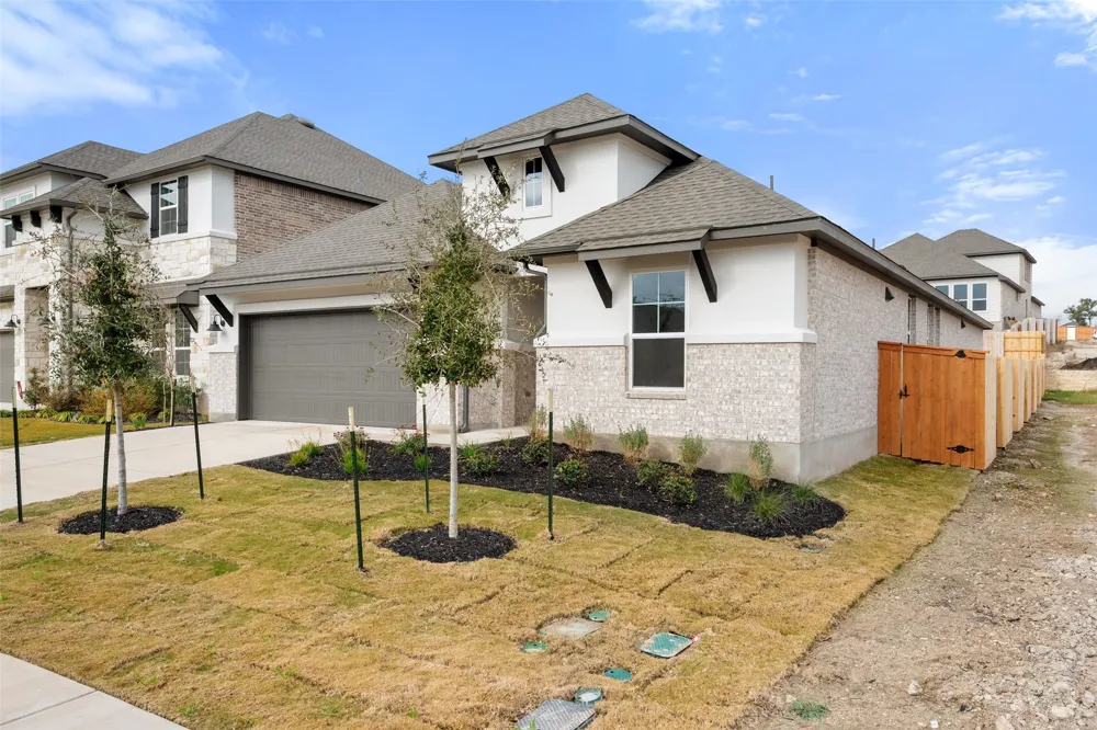 129 Old Woods Road Liberty Hill, TX 78642