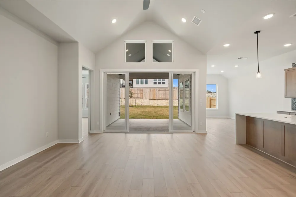 129 Old Woods Road Liberty Hill, TX 78642