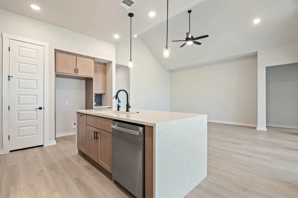 129 Old Woods Road Liberty Hill, TX 78642