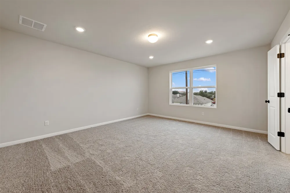134 Arlington Park Loop Hutto, TX 78634