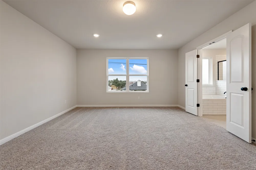 134 Arlington Park Loop Hutto, TX 78634