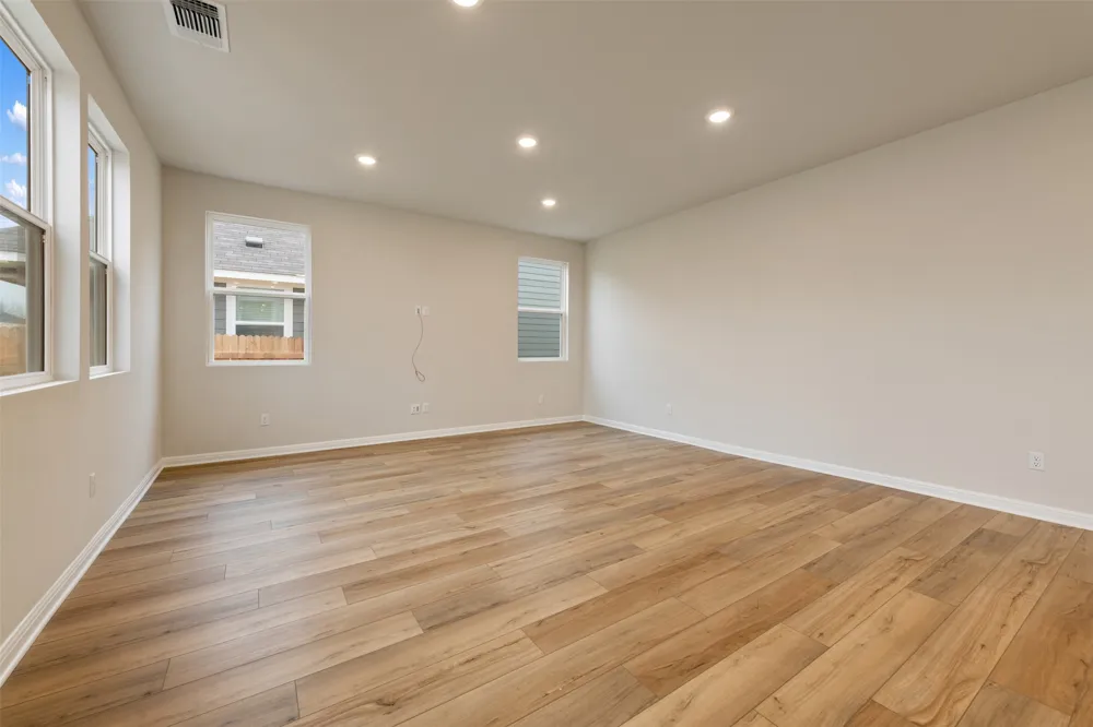 134 Arlington Park Loop Hutto, TX 78634