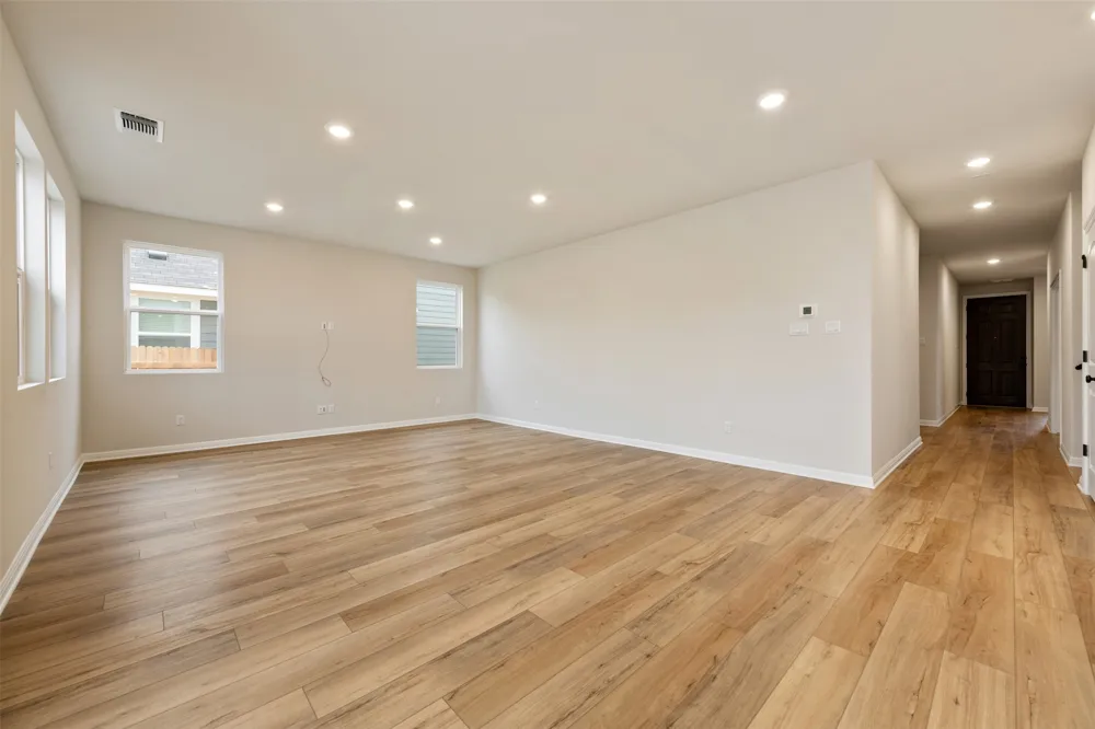 134 Arlington Park Loop Hutto, TX 78634