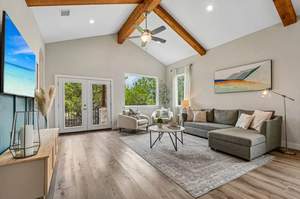 2909 Davis Cove Lago Vista, TX 78645
