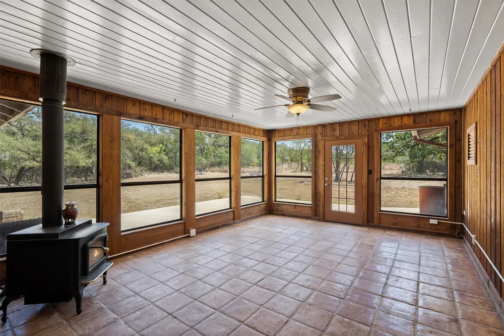 2942 Ranch Road 2766 Johnson City, TX 78636