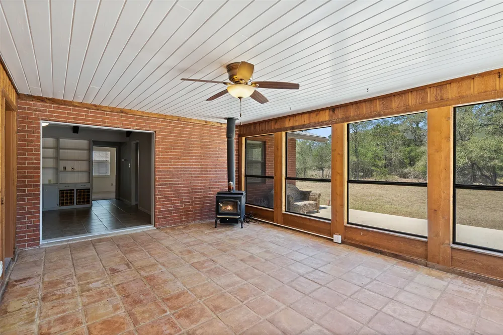 2942 Ranch Road 2766 Johnson City, TX 78636