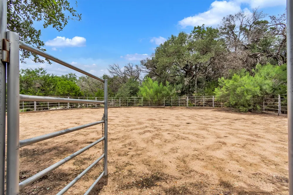 515 Circle Drive Wimberley, TX 78676