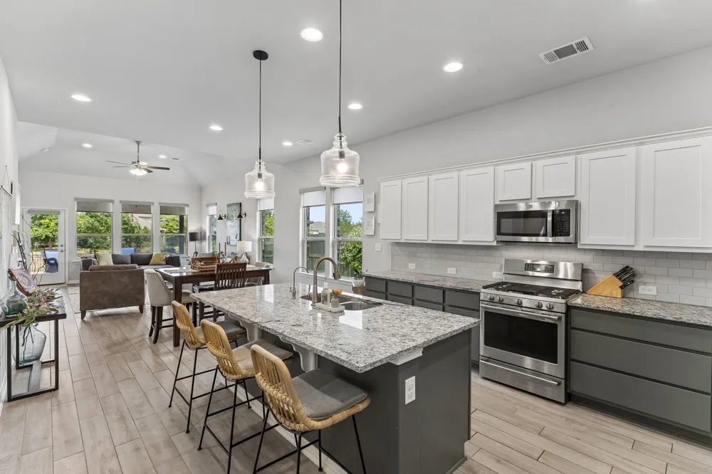 334 Blue Oak Boulevard San Marcos, TX 78666