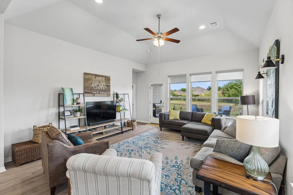 334 Blue Oak Boulevard San Marcos, TX 78666