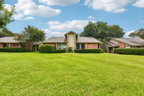 1413 W Braker Lane #B