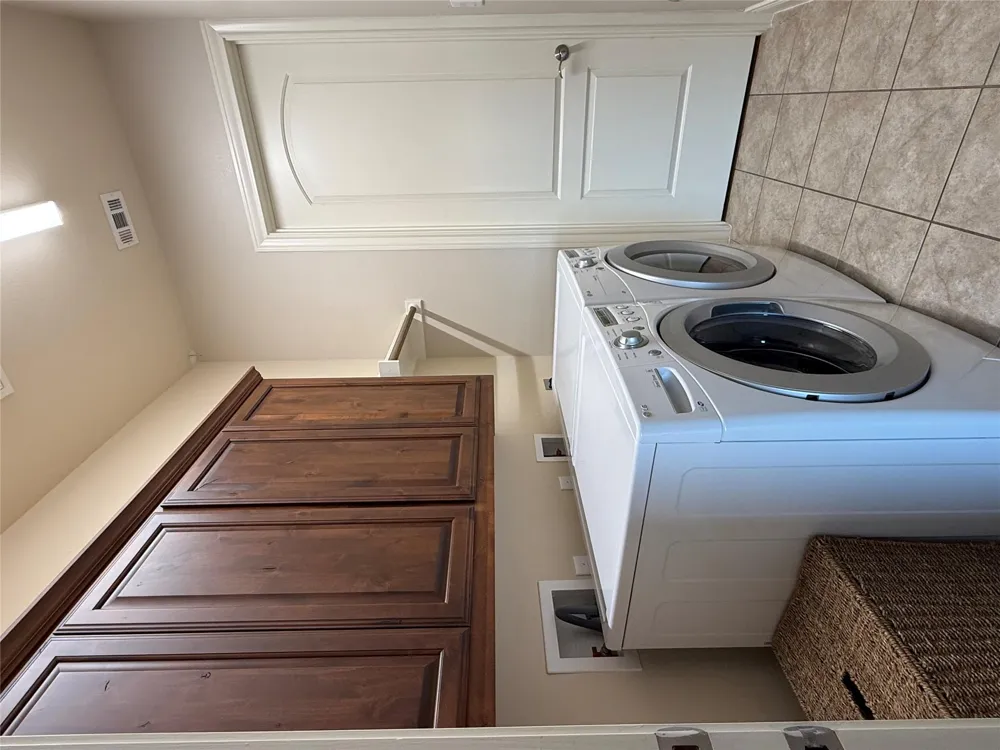 108 Rivalto Circle #C3 Lakeway, TX 78734