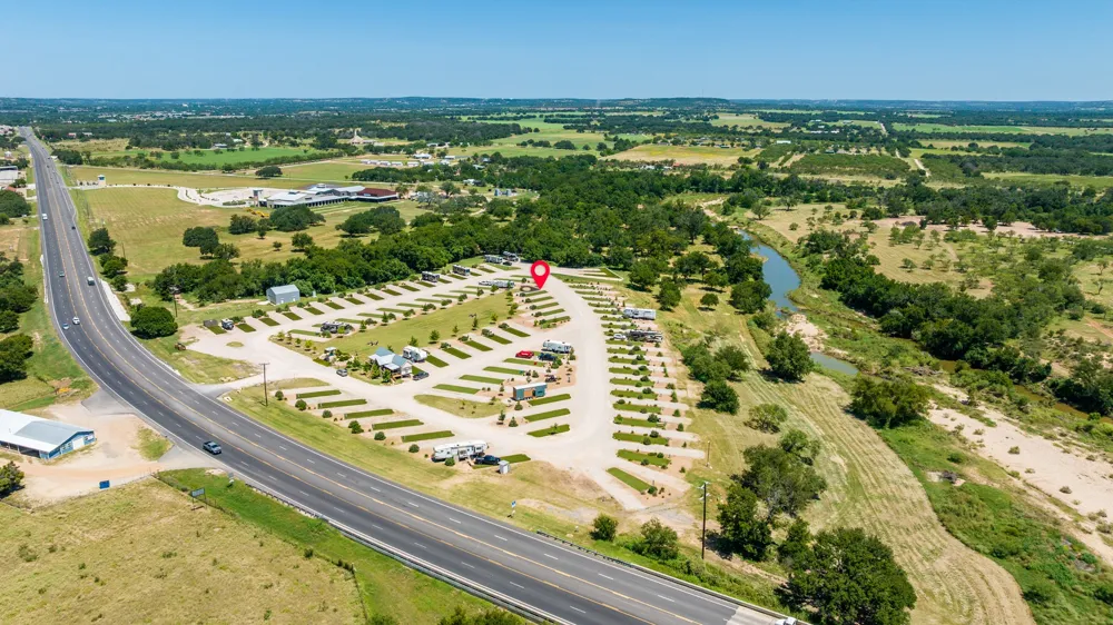 4584 E 290 #304R Fredericksburg, TX 78624