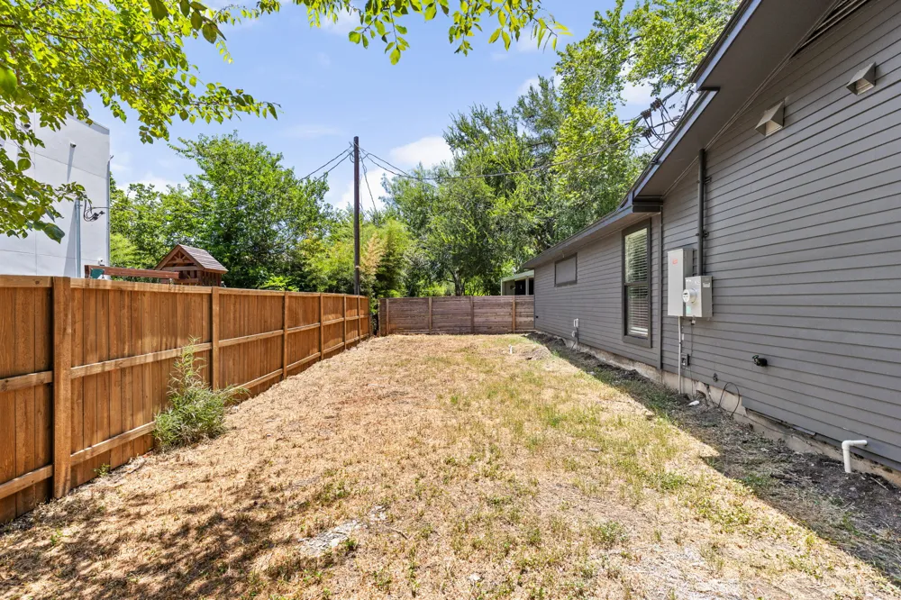 2605 Friar Tuck Lane Austin, TX 78704