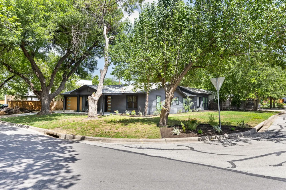 2605 Friar Tuck Lane Austin, TX 78704